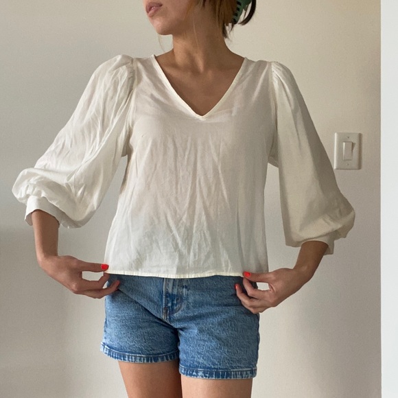 A New Day White Puff Sleeve - Picture 4 of 5